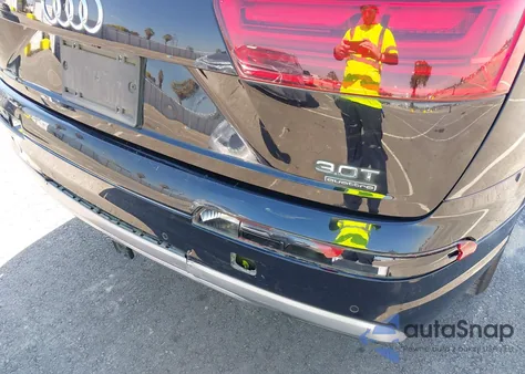 2018 Audi Q7 3.0T Premium from USA, damaged, VIN WA1LAAF71JD043867